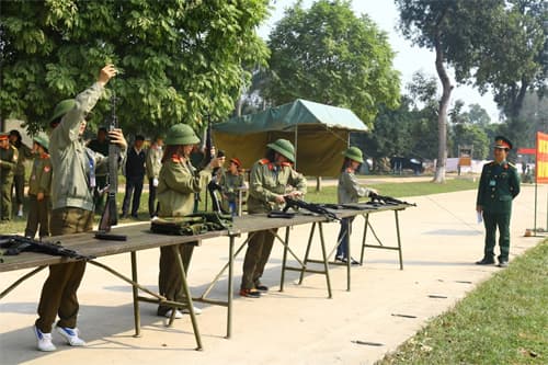 Hơn 400 học sinh, sinh viên tham gia Hội thao giáo dục quốc phòng và an ninh