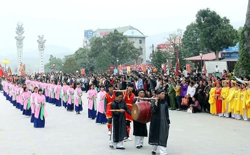 Phát huy giá trị di sản để phục vụ phát triển du lịch
