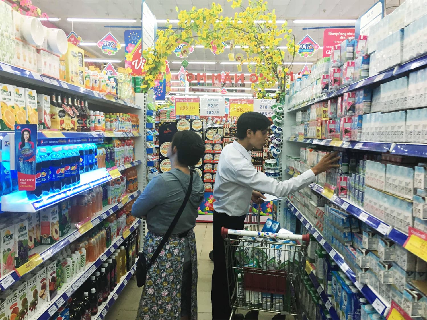Mở rộng kênh phân phối, tăng cường kiểm soát hàng hóa dịp Tết