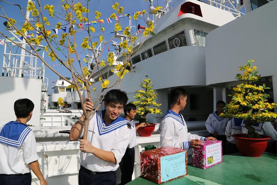 Tết sớm của bộ đội Nhà giàn DK1