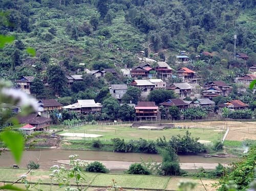 Trải nghiệm du lịch cộng đồng hồ Ba Bể