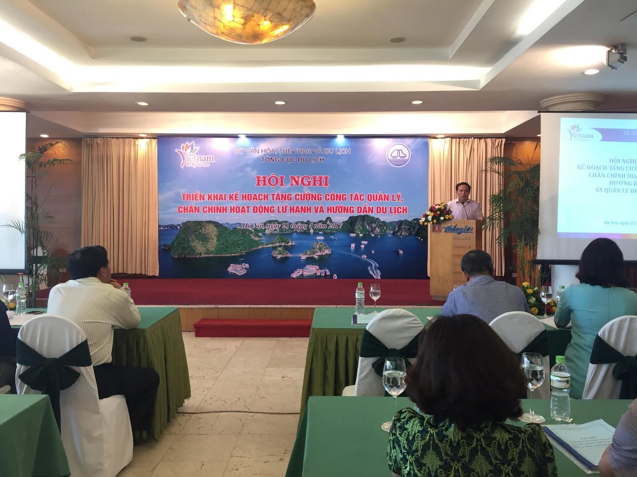 Tăng cường quản lý, chấn chỉnh hoạt động lữ hành và hướng dẫn du lịch