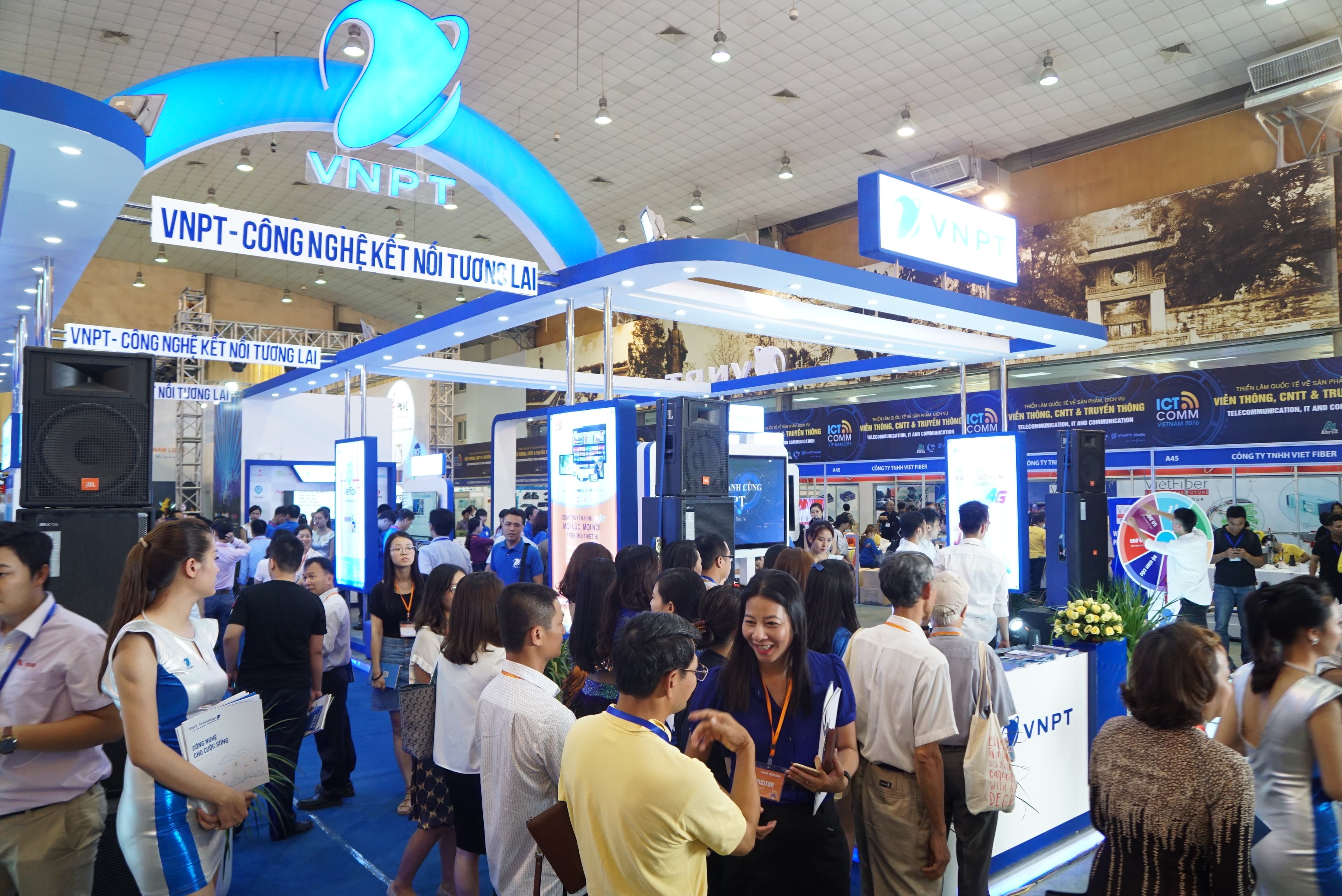 Hội thảo ICT COMM VIETNAM 2017: “Xu hướng TMĐT và vấn đề pháp lý”