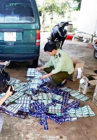 Gia Lai: Thu và tiêu hủy 7.286 gói dầu gội đầu giả mạo