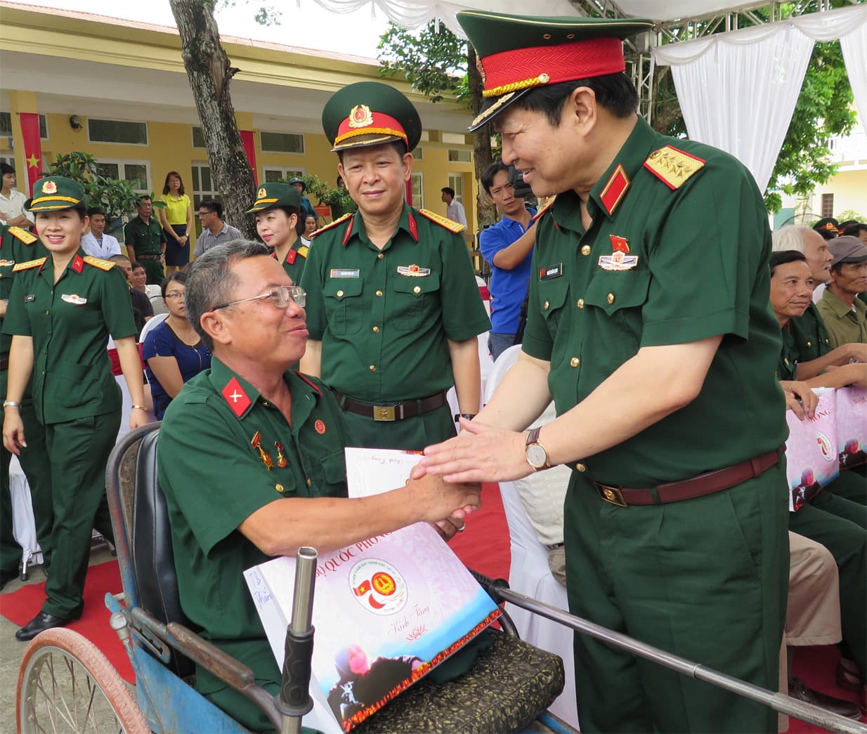 Tăng cường lãnh đạo, chỉ đạo thực hiện tốt công tác thương binh, liệt sĩ, người có công với cách mạng và chính sách hậu phương quân đội