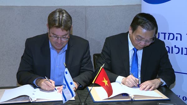 Hợp tác toàn diện về khoa học và công nghệ giữa Việt Nam và I-xra-en