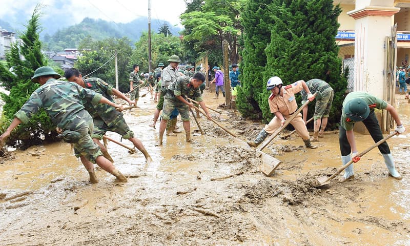 Khẩn trương khắc phục hậu quả sau lũ quét