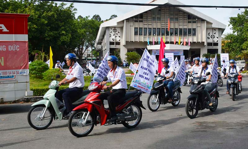 Phát động hưởng ứng Tháng hành động an toàn giao thông