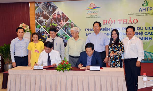 Đẩy mạnh phát triển sản phẩm du lịch nông nghiệp công nghệ cao