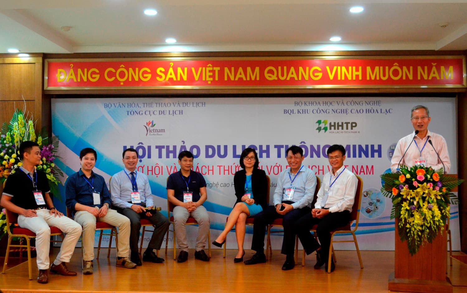 Ứng dụng công nghệ thông tin hướng tới du lịch thông minh