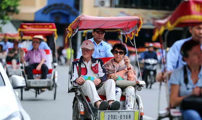 Đề xuất mức phí cấp phép kinh doanh lữ hành quốc tế và nội địa