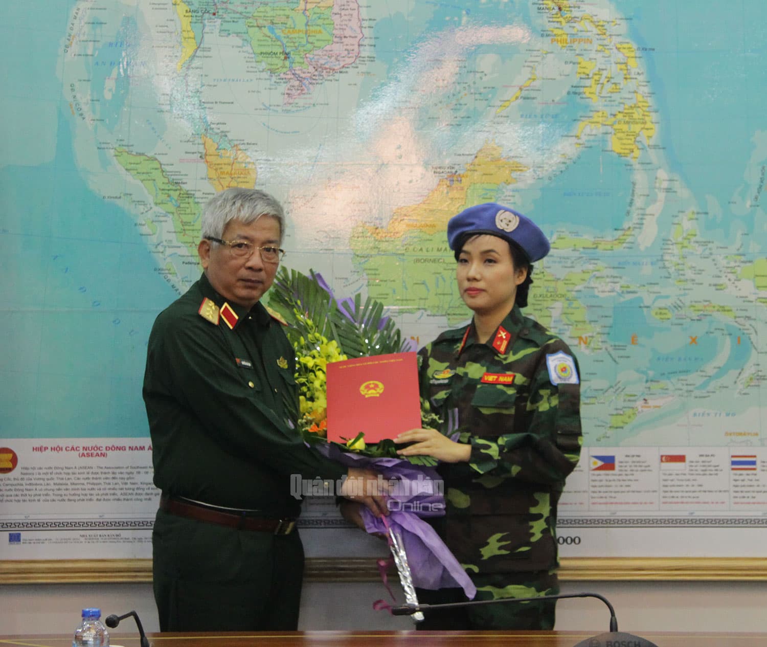 Vẻ đẹp của nữ sĩ quan Việt Nam đầu tiên tham gia nhiệm vụ Gìn giữ hoà bình LHQ