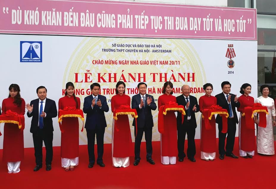 Khai trương “Không gian truyền thống Hà Nội – Amsterdam”