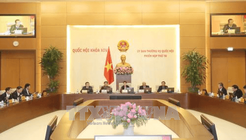 Ủy ban Thường vụ Quốc hội thông qua nghị quyết về bổ sung kinh phí mua bù gạo dự trữ quốc gia