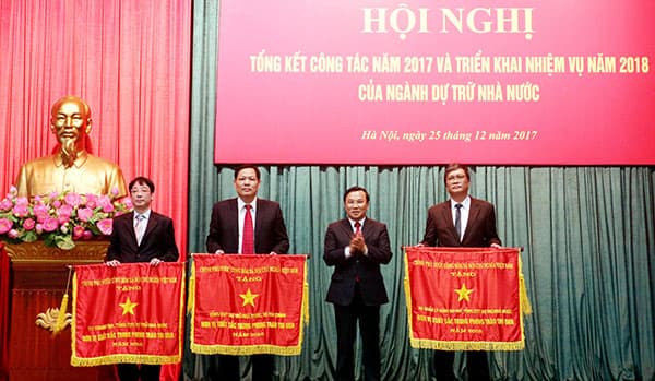 Xuất cấp hàng dự trữ quốc gia với tổng giá trị khoảng 1.670 tỷ đồng
