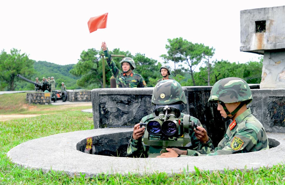 Luyện quân nơi đầu sóng