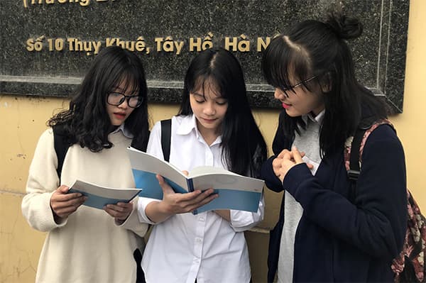 Cần thiết nhưng tránh quá tải cho học sinh