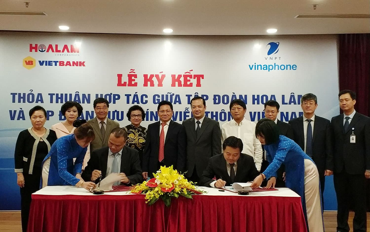 Ký kết Thỏa thuận hợp tác về Viễn thông-Công nghệ thông tin và Truyền thông
