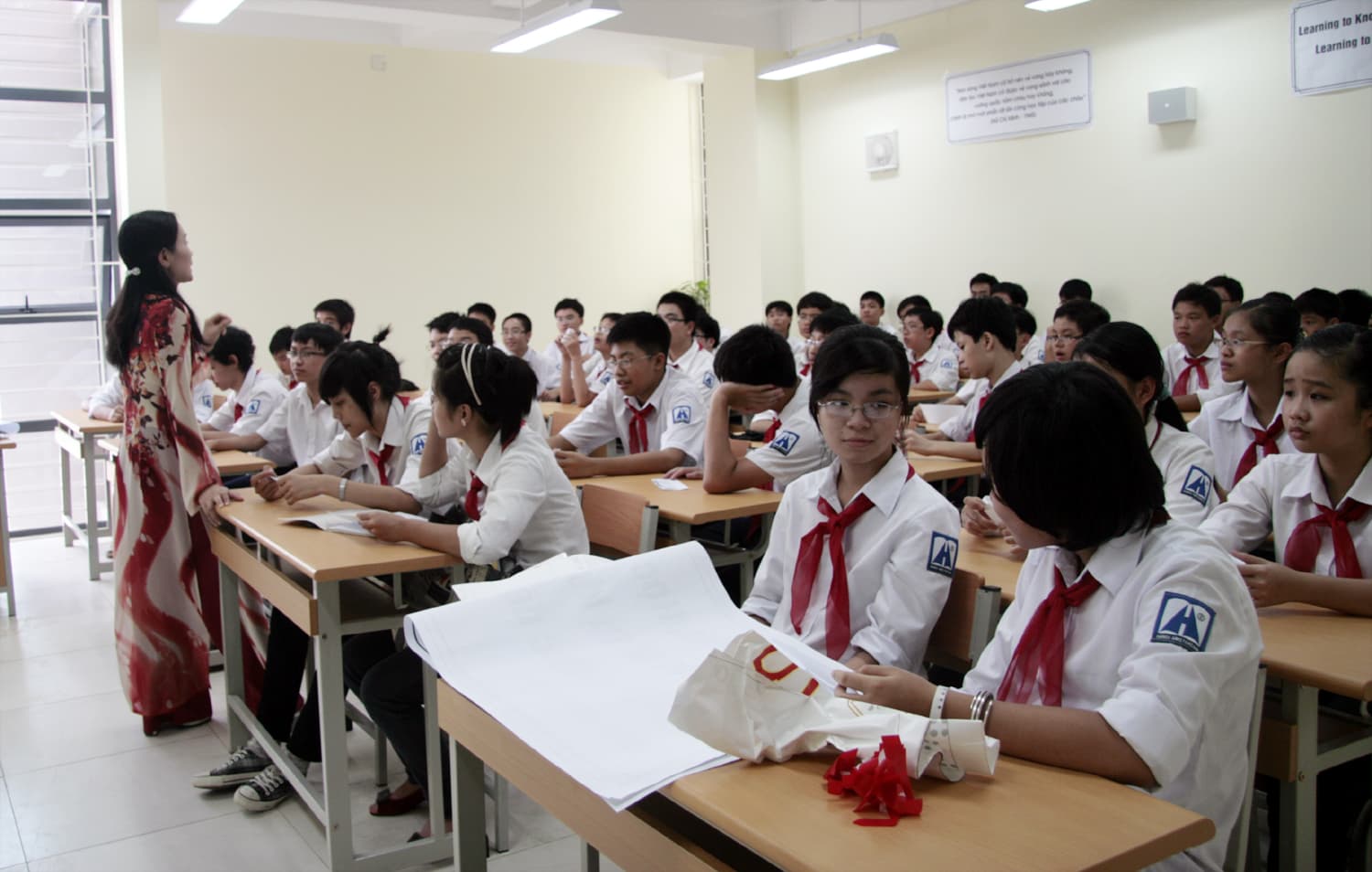 Bài 3: Còn nhiều thứ chưa “chuẩn”