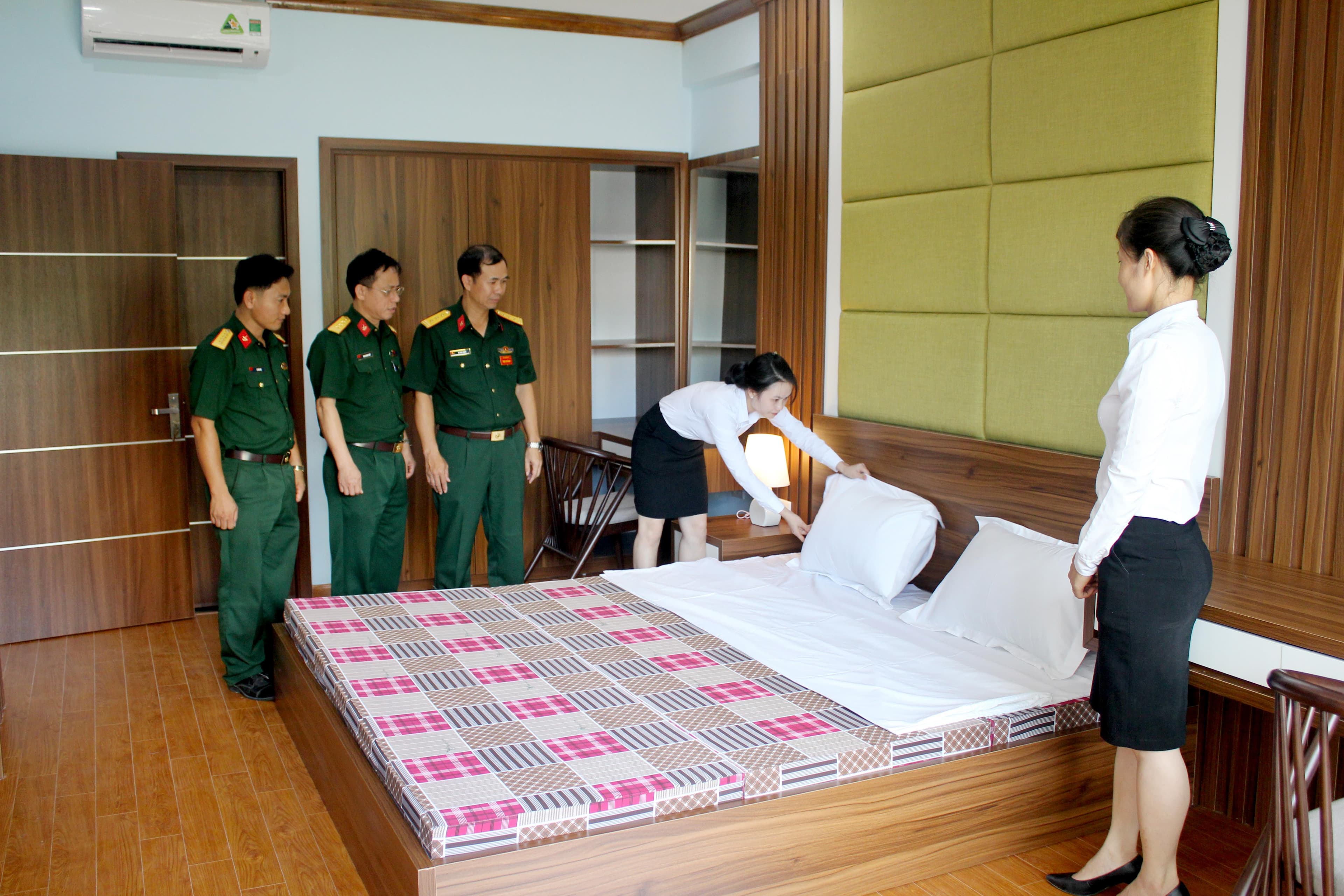 Đột phá trong lãnh đạo, tạo bước tiến vững chắc