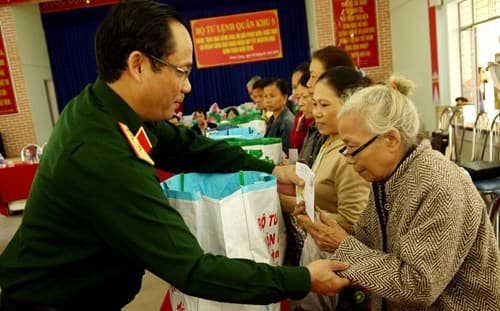 CHĂM LO VÀ THỰC HIỆN ĐÚNG CHÍNH SÁCH ƯU ĐÃI NGƯỜI CÓ CÔNG