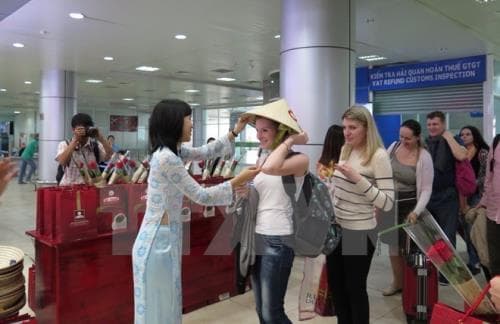 Ngành công nghiệp chế tạo và du lịch dịch vụ có nhu cầu tuyển dụng cao