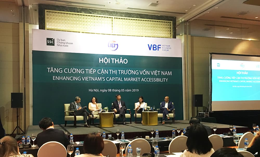 Tìm giải pháp phát triển thị trường chứng khoán