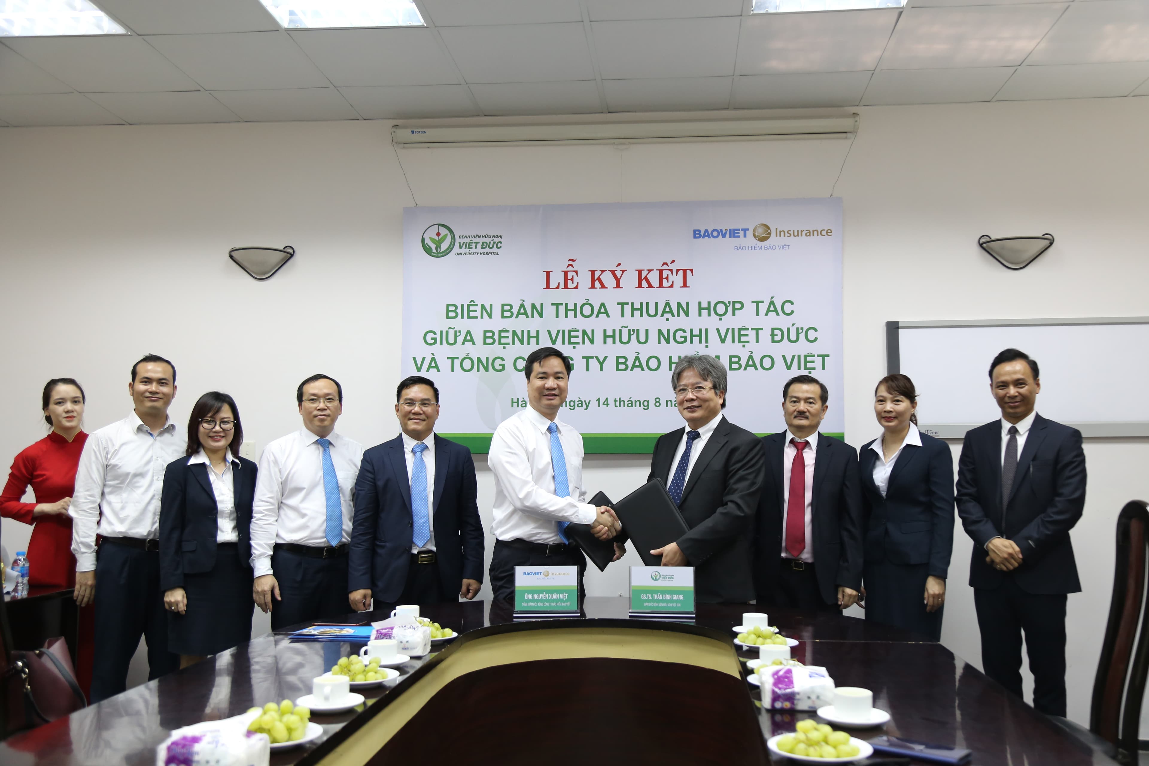 Tổng công ty Bảo hiểm Bảo Việt và Bệnh viện Việt Đức ký kết mở rộng hợp tác bảo lãnh viện phí