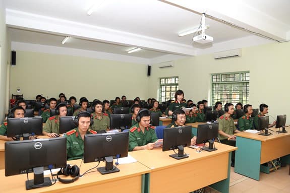ĐỂ NHÀ TRƯỜNG ĐI TRƯỚC ĐƠN VỊ