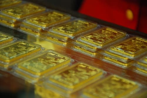 Tăng hơn 1 triệu đồng, giá vàng vượt ngưỡng 44 triệu đồng/lượng