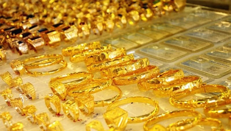 Giá vàng trong nước vượt mốc 47 triệu đồng/lượng