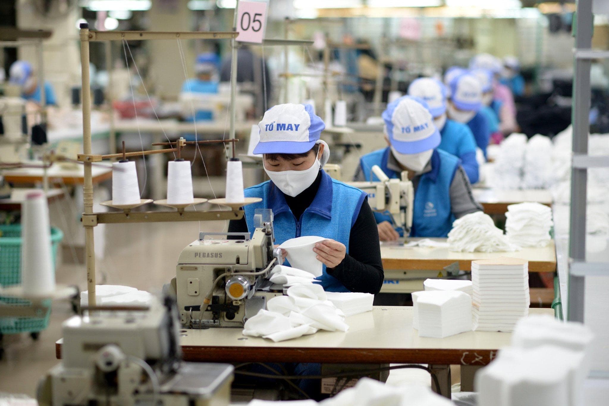Xuất khẩu khẩu trang - giải pháp giúp doanh nghiệp dệt may vượt khó