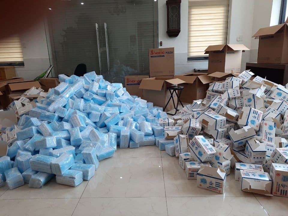 Thu giữ hàng triệu khẩu trang không rõ nguồn gốc, có dấu hiệu kém chất lượng