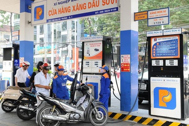Giá xăng, dầu đồng loạt giảm giá