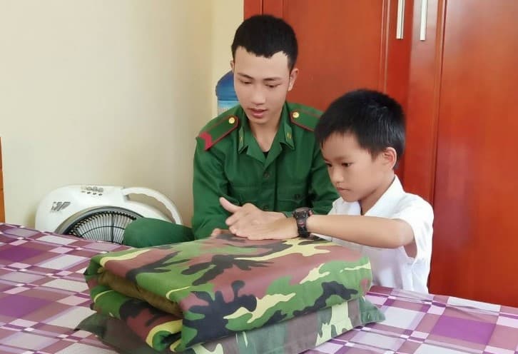 “Ươm mầm xanh” trên miền cát trắng