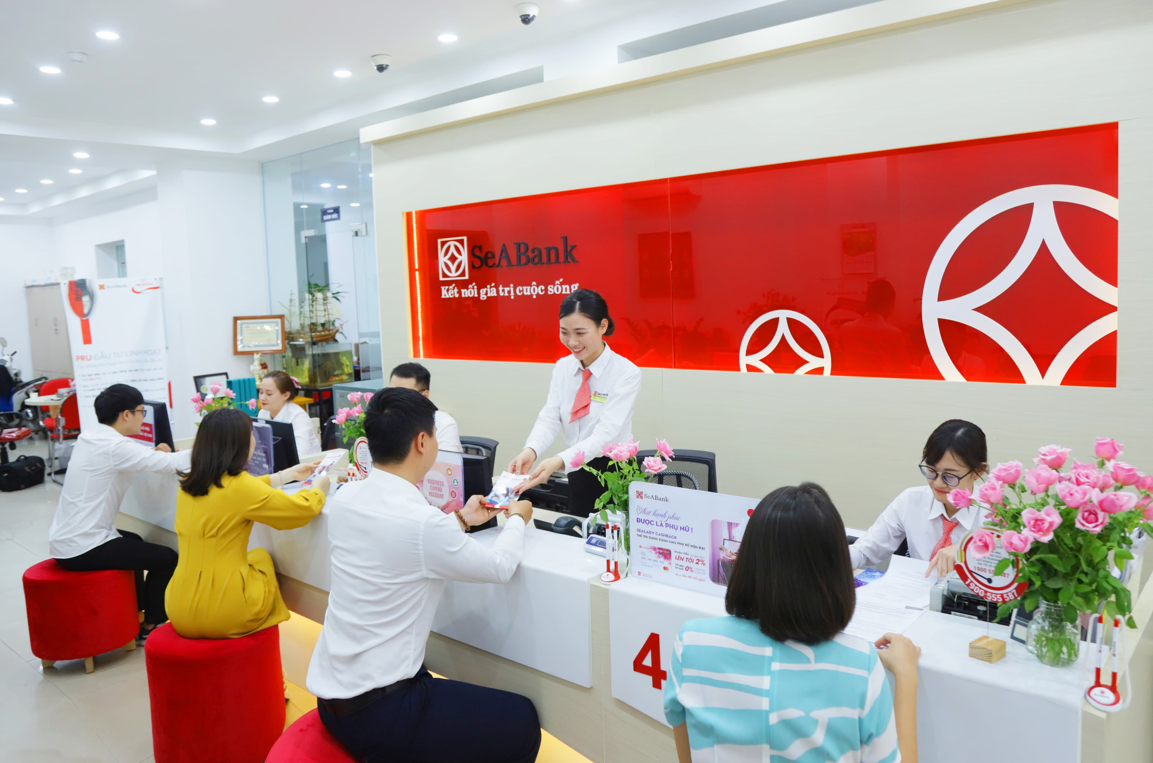 Khẳng định vị thế trên thị trường tài chính-ngân hàng
