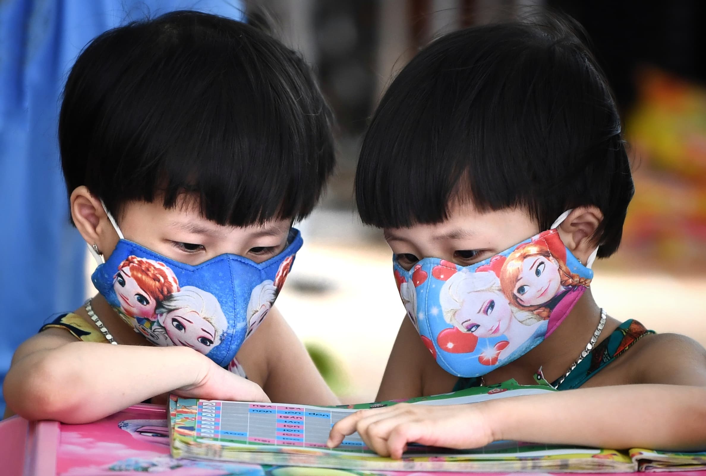 Ngày Quốc tế thiếu nhi 1-6 trong tâm dịch ở Bắc Giang