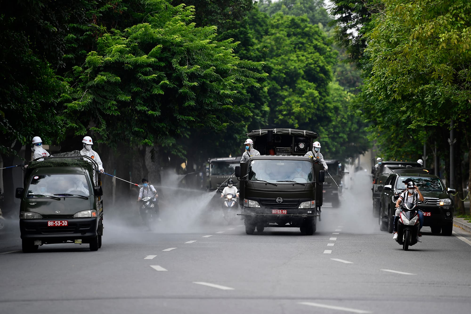 Thành phố Hà Nội phun khử khuẩn diện rộng