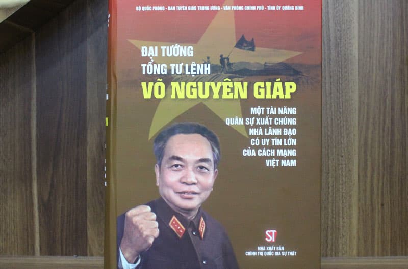Đại tướng, Tổng tư lệnh Võ Nguyên Giáp qua những ấn phẩm tiêu biểu