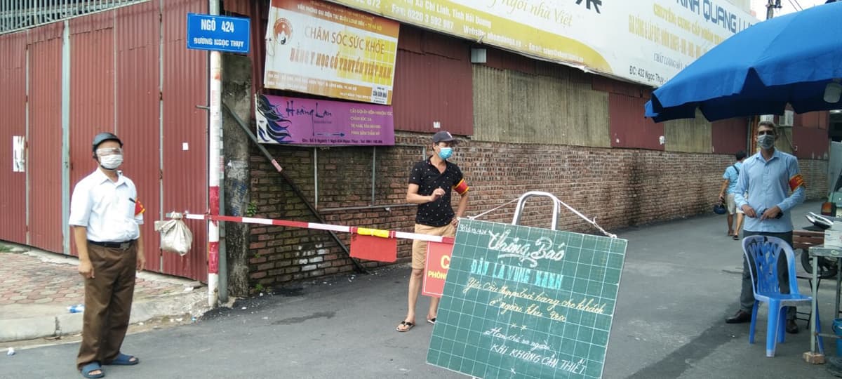 Ngọc Thụy: “Rào phố” kháng dịch
