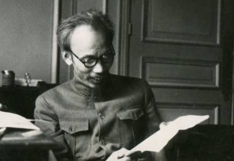 18-9-1926: Bác Hồ căn dặn người cách mạng phải coi “Tổ quốc trên hết”