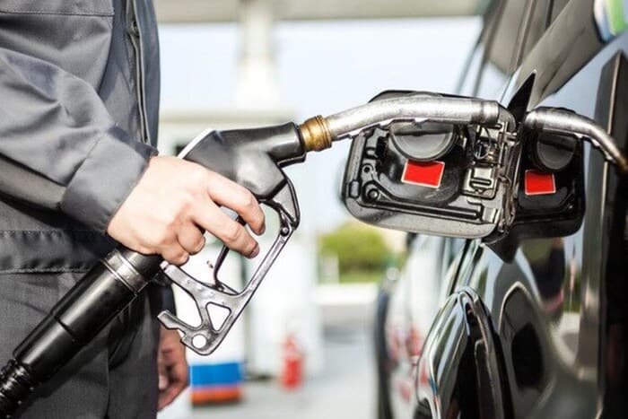 Giá xăng, dầu tăng hơn 500 đồng/lít