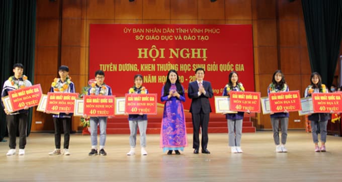 Lùi thời gian tổ chức thi chọn học sinh giỏi quốc gia