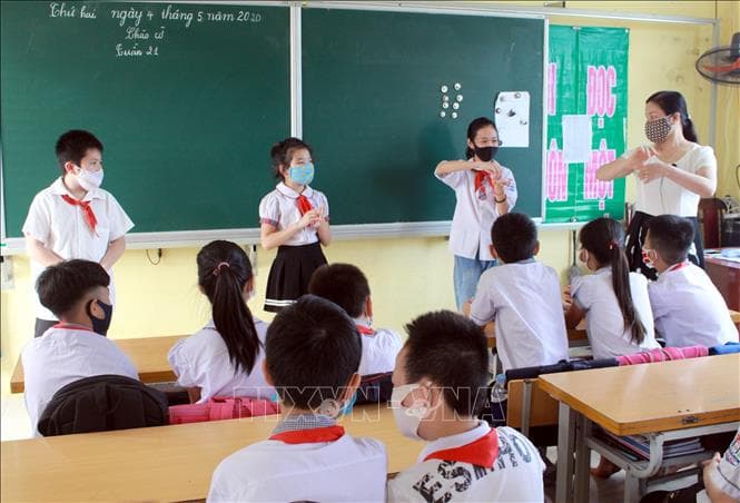 Ban hành Quy chế thi đánh giá năng lực tiếng Việt