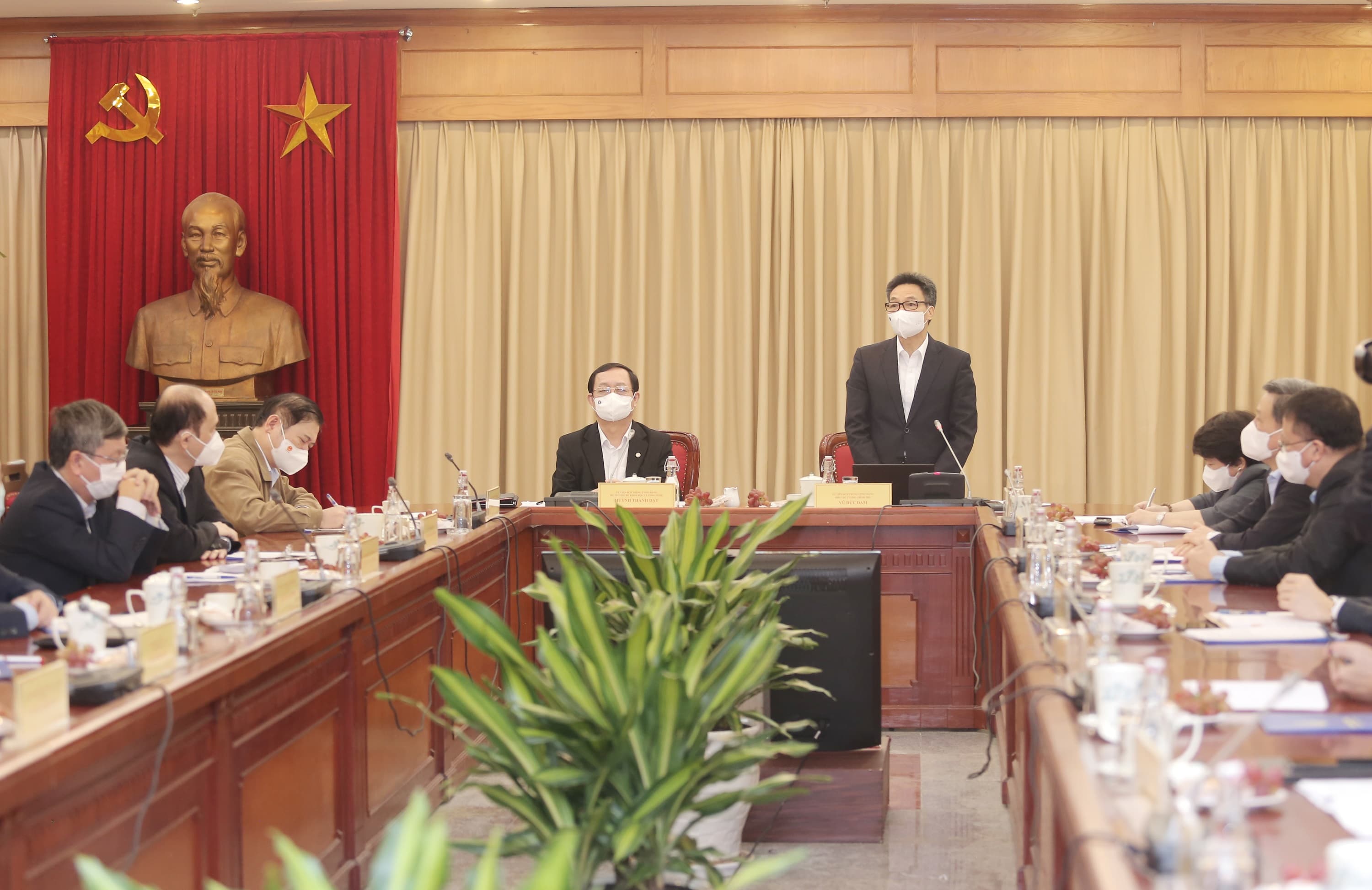 Các nhà khoa học đã có những đóng góp hết sức hiệu quả vào công tác phòng, chống dịch
