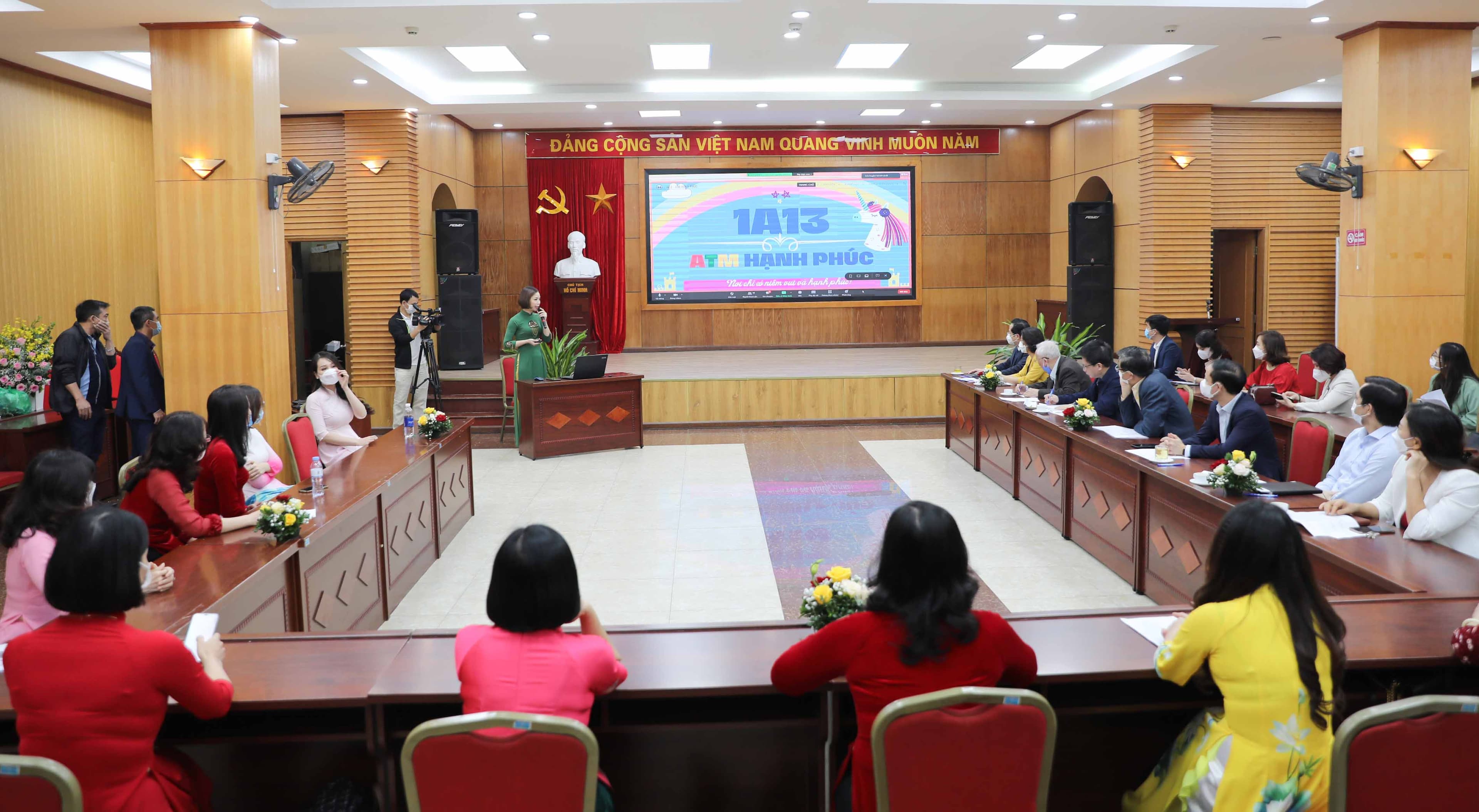 Xét duyệt “Nhà giáo Hà Nội tâm huyết, sáng tạo” năm học 2020-2021