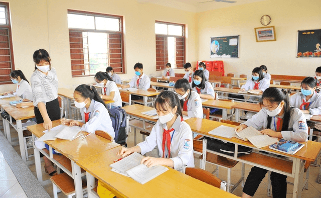 Hà Nội dừng cho học sinh 17 huyện, thị ngoại thành trở lại trường vào ngày 8-11