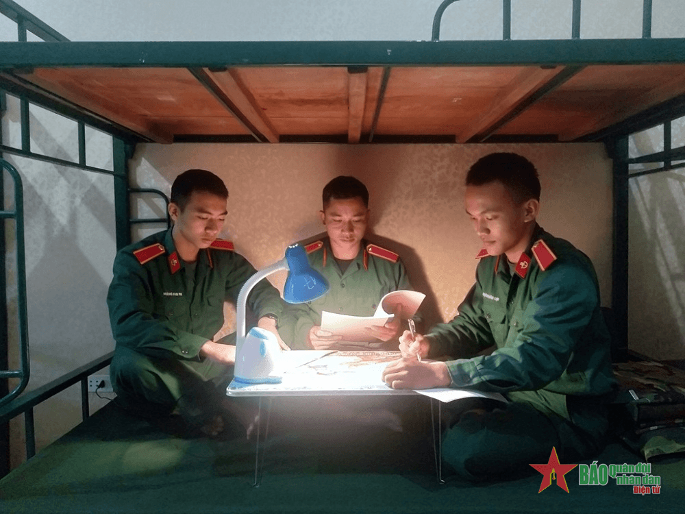 Chàng trai nghèo Cơ Tu và giấc mơ vào quân đội
