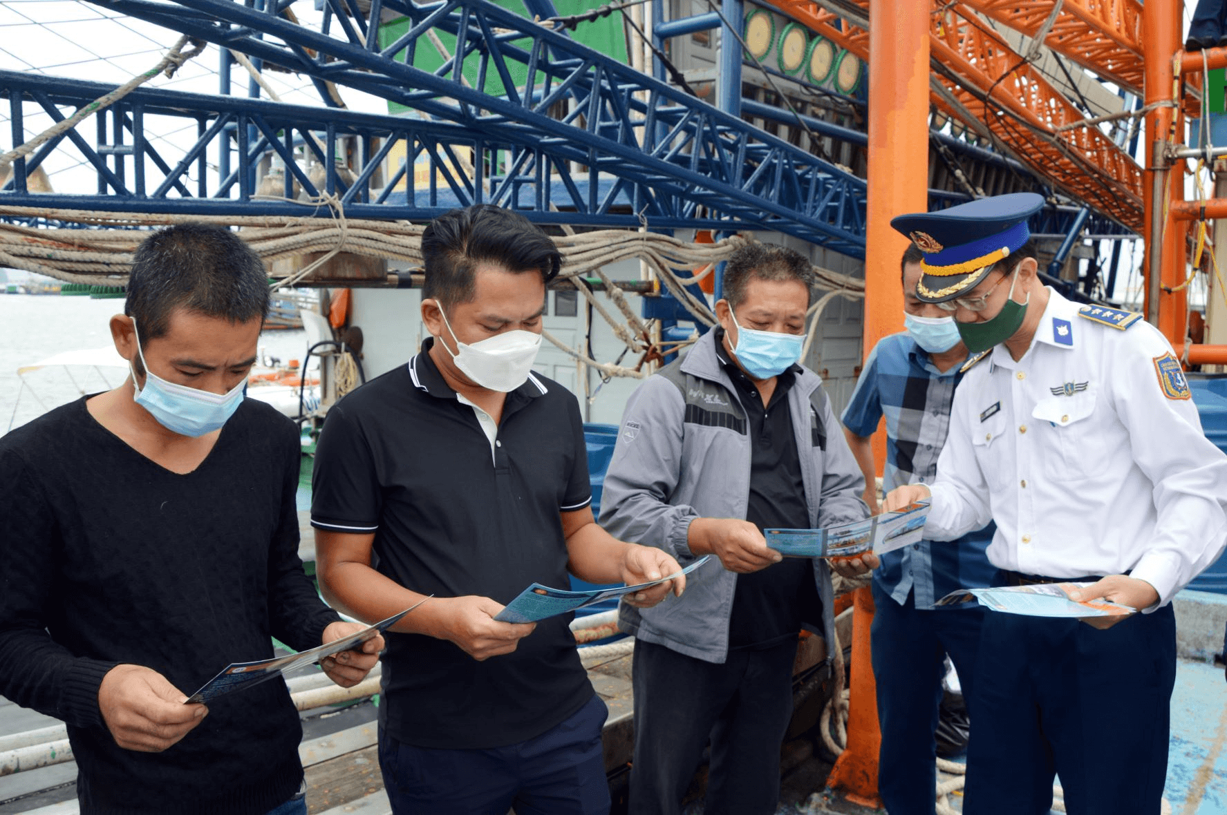 Tạo thay đổi trong nhận thức và hành động cho ngư dân