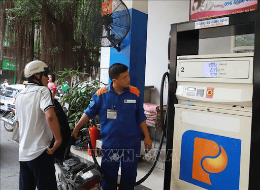 Giá xăng dầu hôm nay (19-11) dao động quanh mức thấp nhất trong 6 tuần